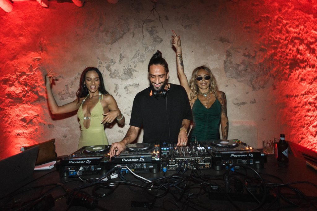 DJ auf einer Sizilien Hochzeit