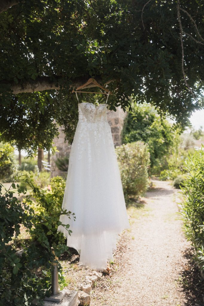 Mallorca Hochzeit Finca Predio Son Serra Hochzeitskleid